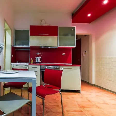 Apartman Budget-friendly For 4, Best Location In Vitoshka Area Szófia