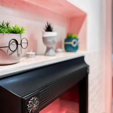Apartman Budget-friendly For 4, Best Location In Vitoshka Area Szófia